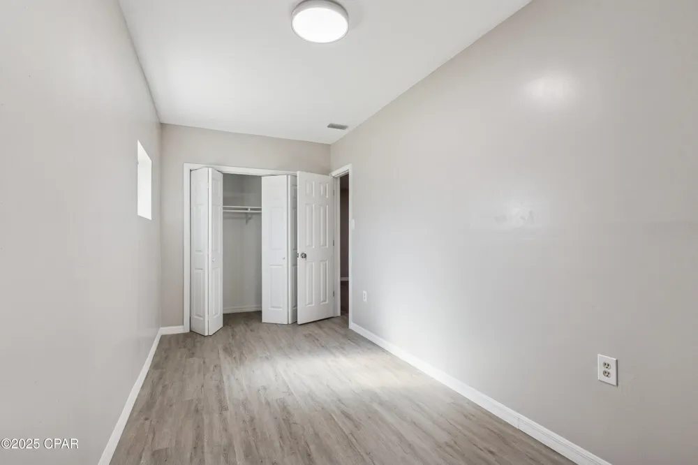 2672 W Laurel Drive Alford, FL 32420