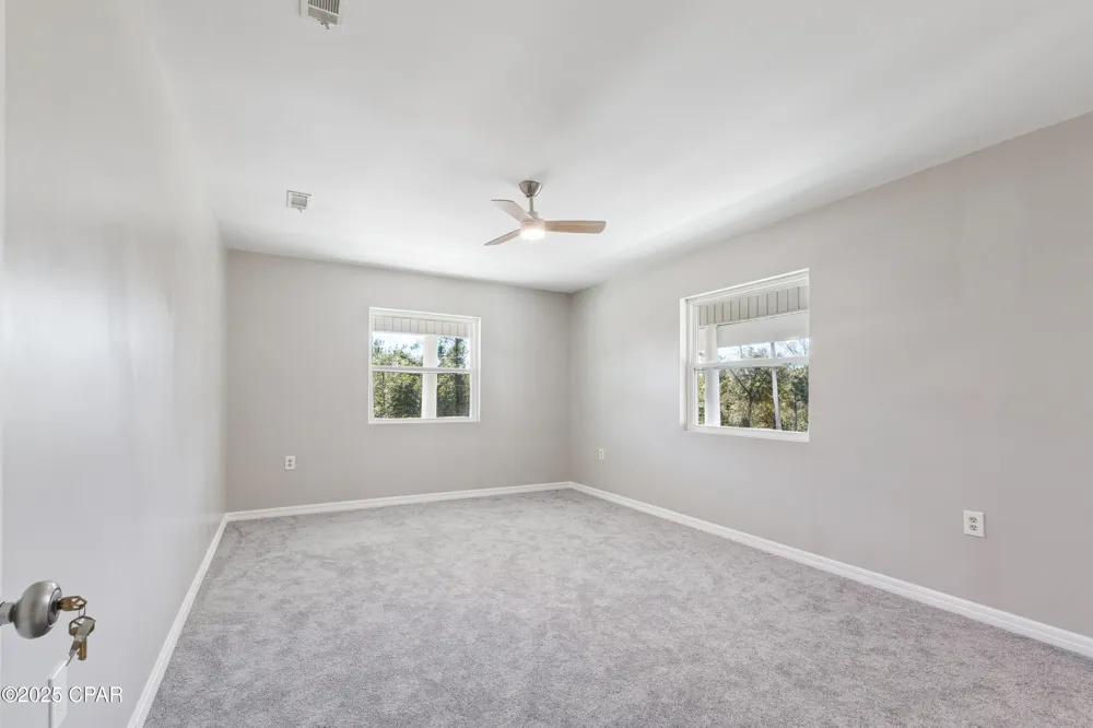 2672 W Laurel Drive Alford, FL 32420