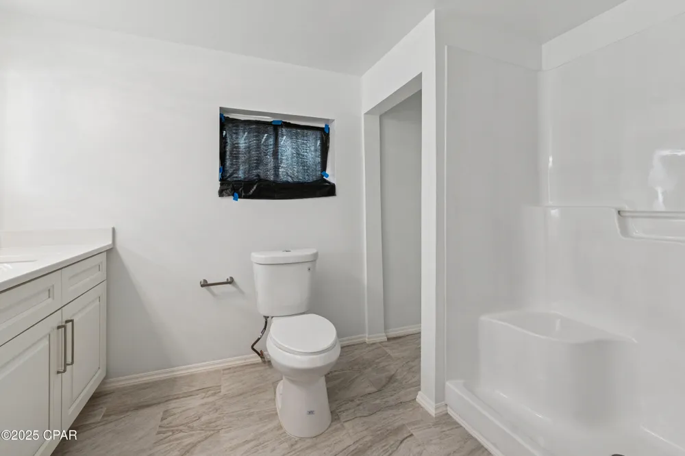 2672 W Laurel Drive Alford, FL 32420