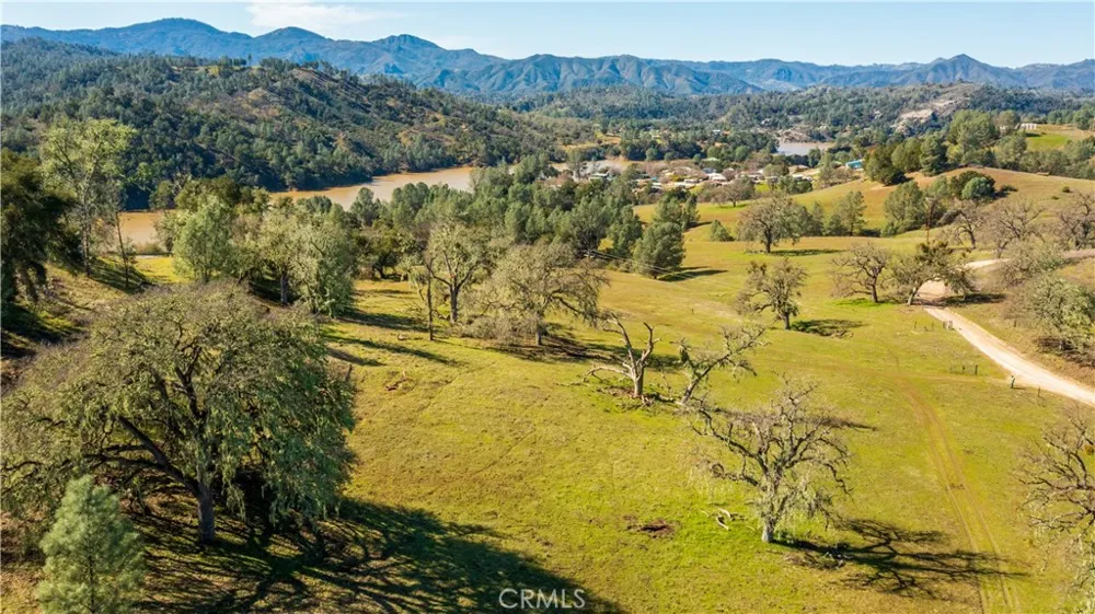 Lynch Canyon Road Bradley, CA 93426