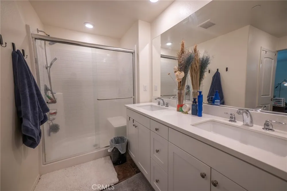 1099 Little Leaf Calimesa, CA 92320