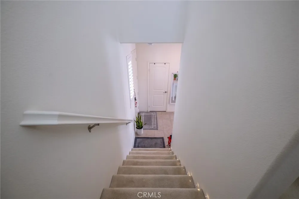 1099 Little Leaf Calimesa, CA 92320