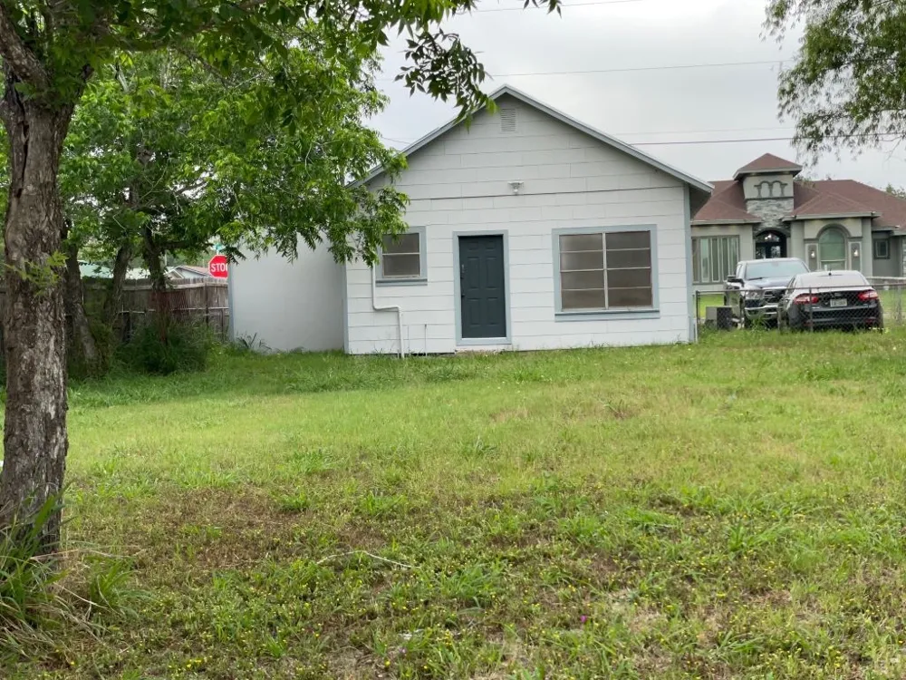 601 E Lucille Street Hebbronville, TX 78361
