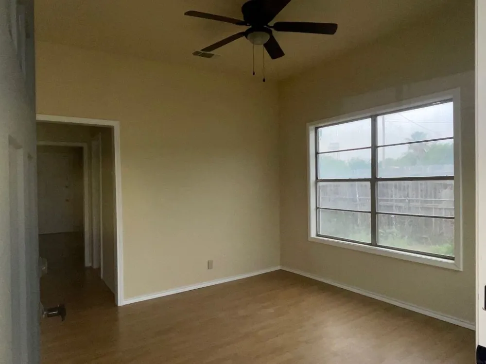 601 E Lucille Street Hebbronville, TX 78361