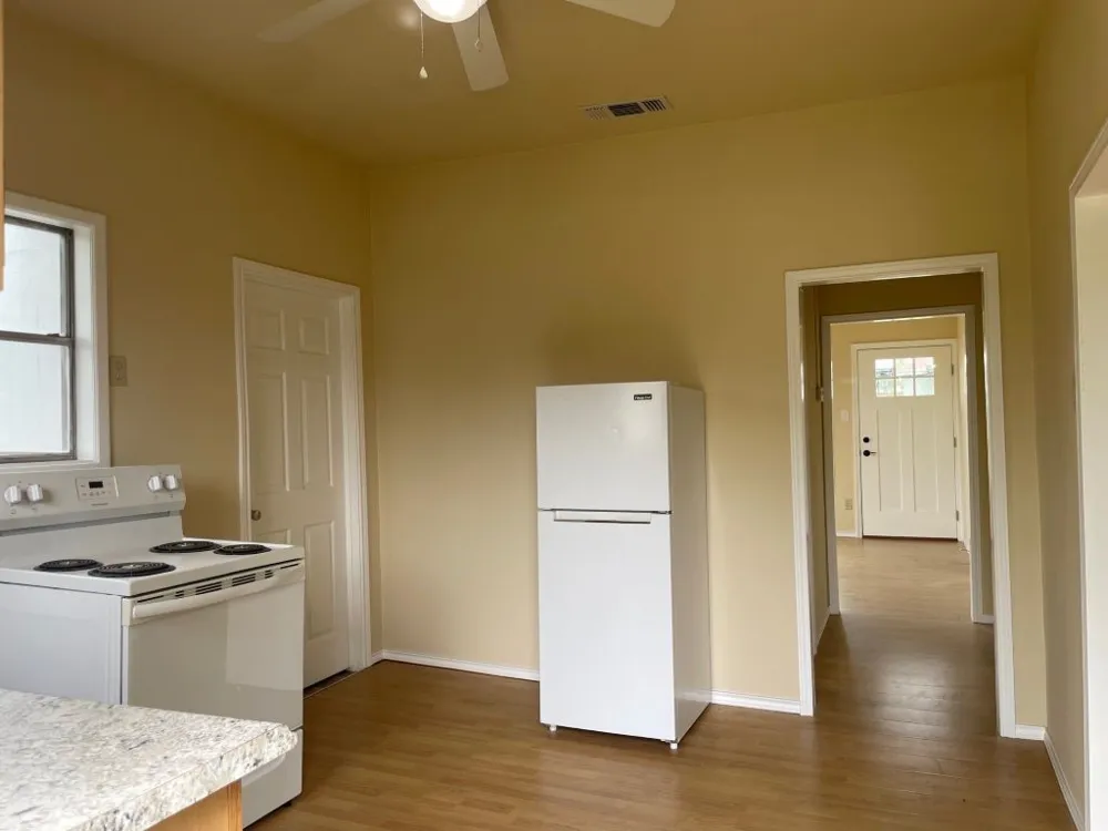 601 E Lucille Street Hebbronville, TX 78361