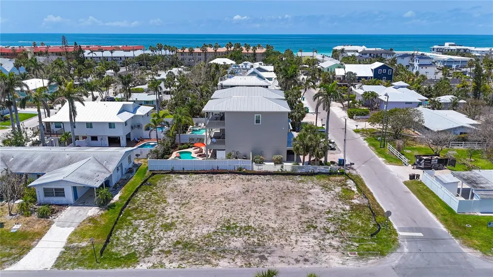 6406 HOLMES BOULEVARD Holmes Beach, FL 34217