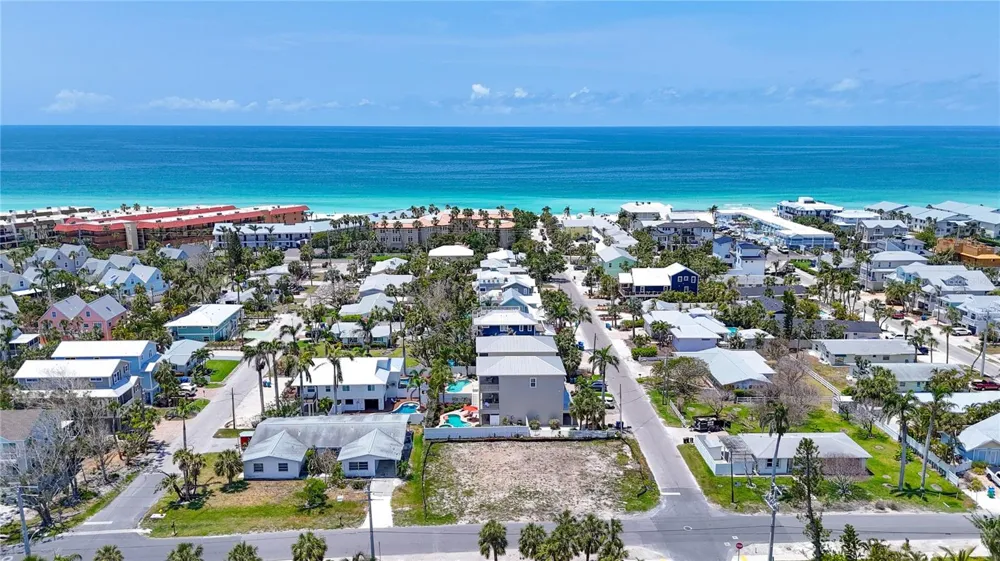 6406 HOLMES BOULEVARD Holmes Beach, FL 34217