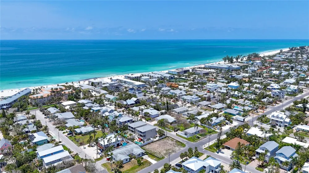 6406 HOLMES BOULEVARD Holmes Beach, FL 34217