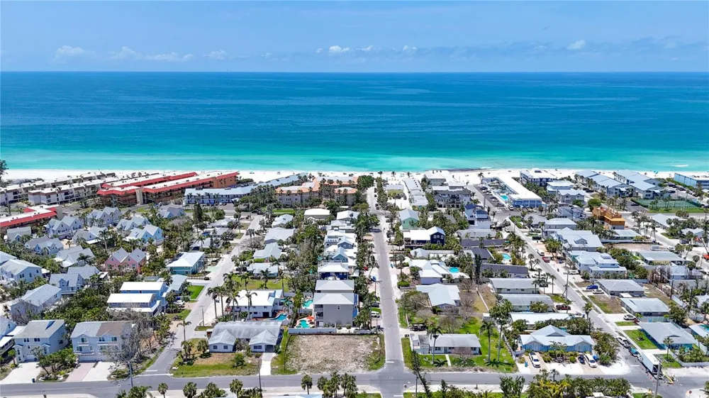 6406 HOLMES BOULEVARD Holmes Beach, FL 34217