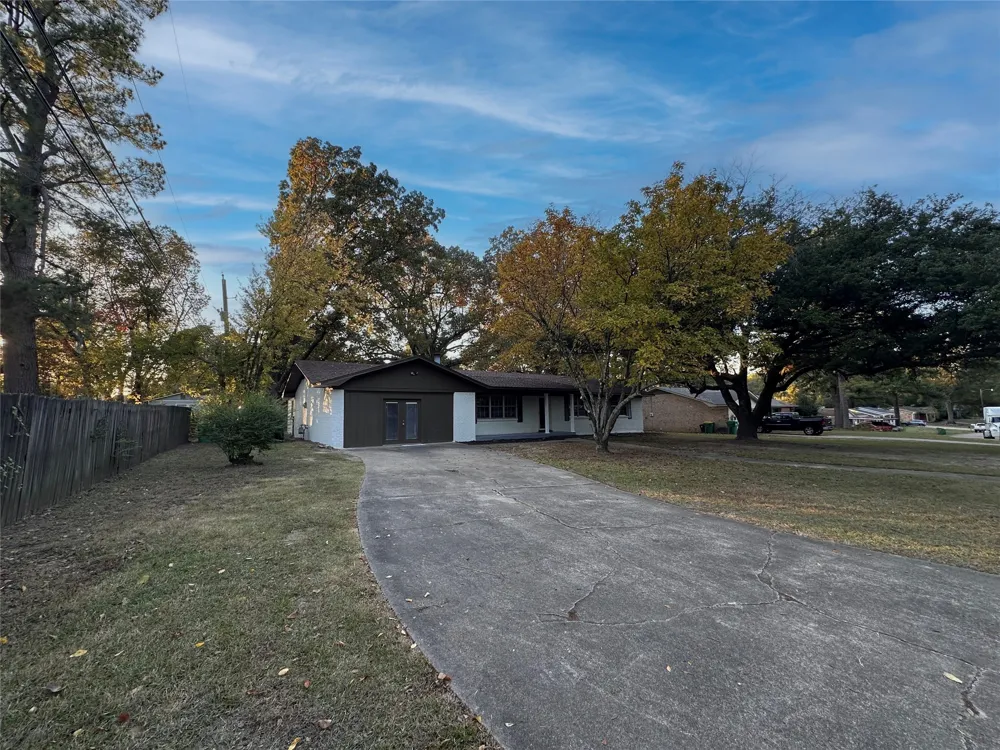 101 Sierra Madre Texarkana, TX 75503