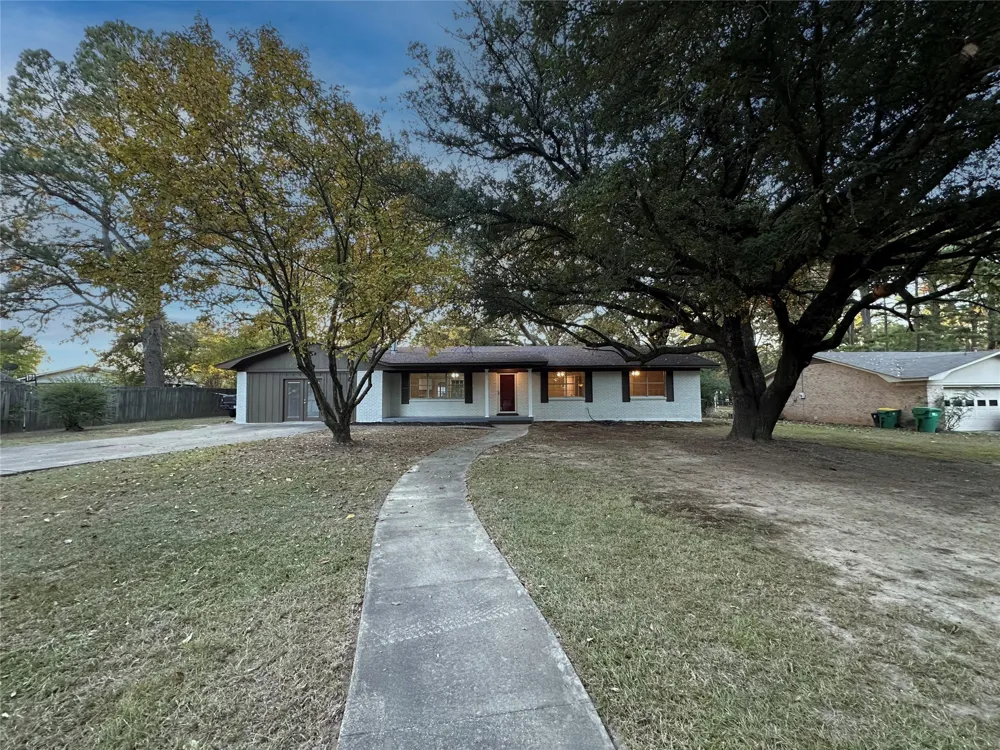 101 Sierra Madre Texarkana, TX 75503