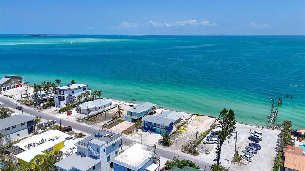 873 SHORE DRIVE Anna Maria, FL 34216