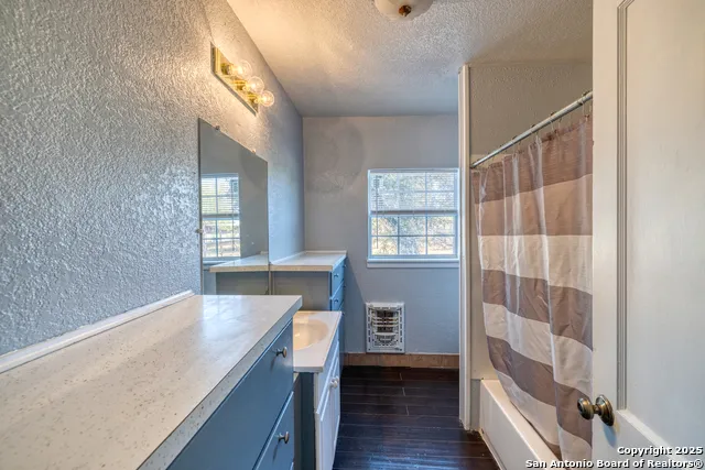 703 E Nueces Crystal City, TX 78839
