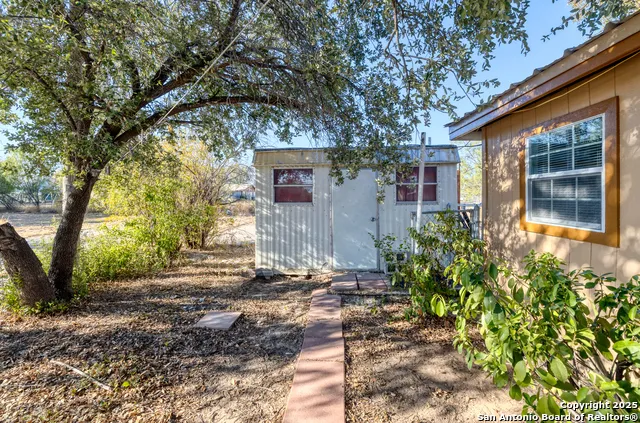 703 E Nueces Crystal City, TX 78839