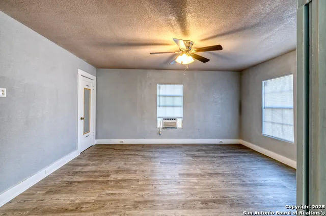 703 E Nueces Crystal City, TX 78839