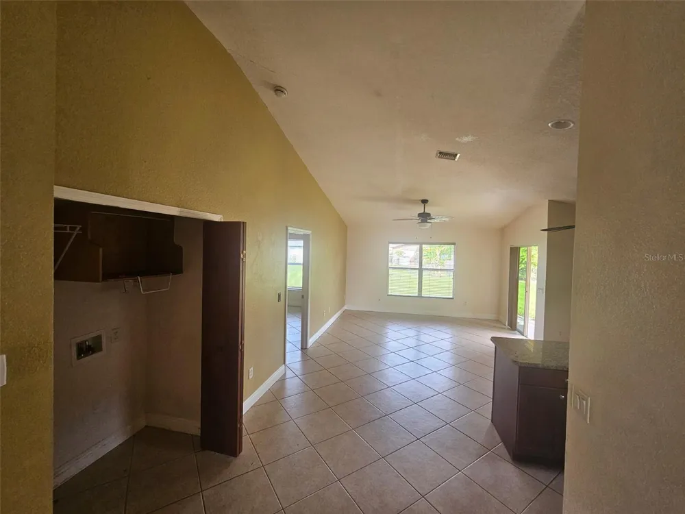 3221 SW SANTA BARBARA PL Cape Coral, FL 33914