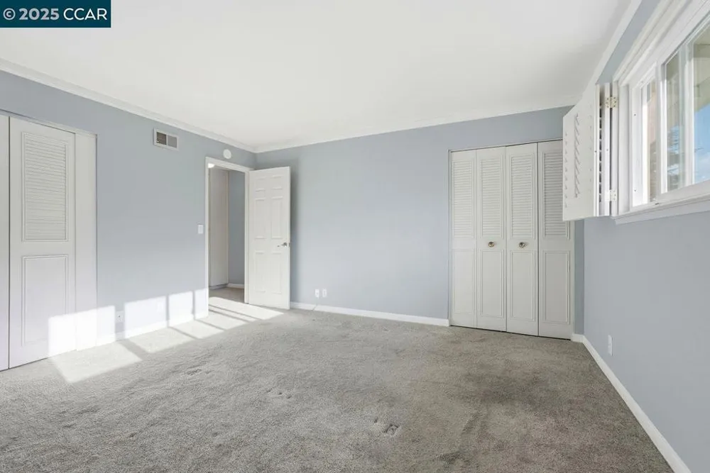 37 Miramonte Dr Moraga, CA 94556