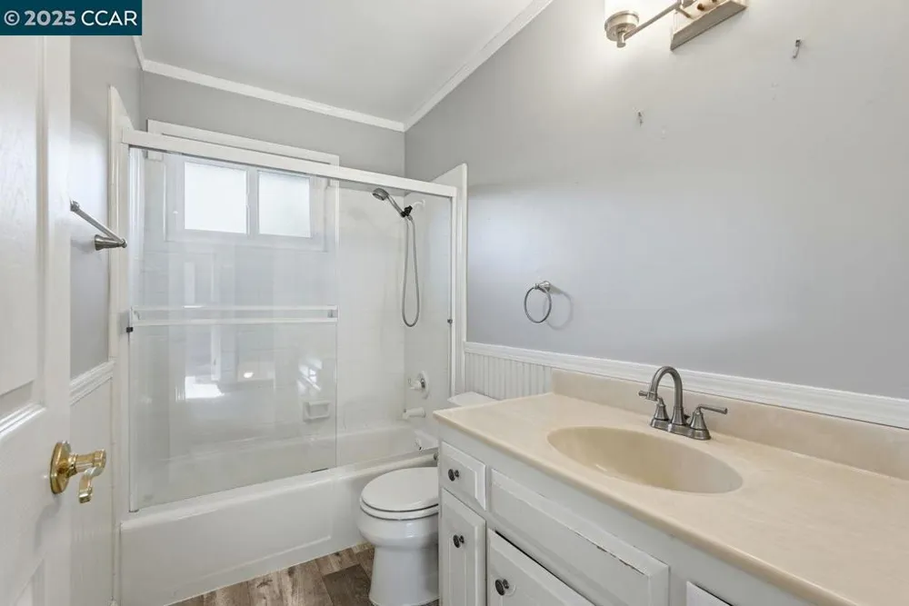 37 Miramonte Dr Moraga, CA 94556
