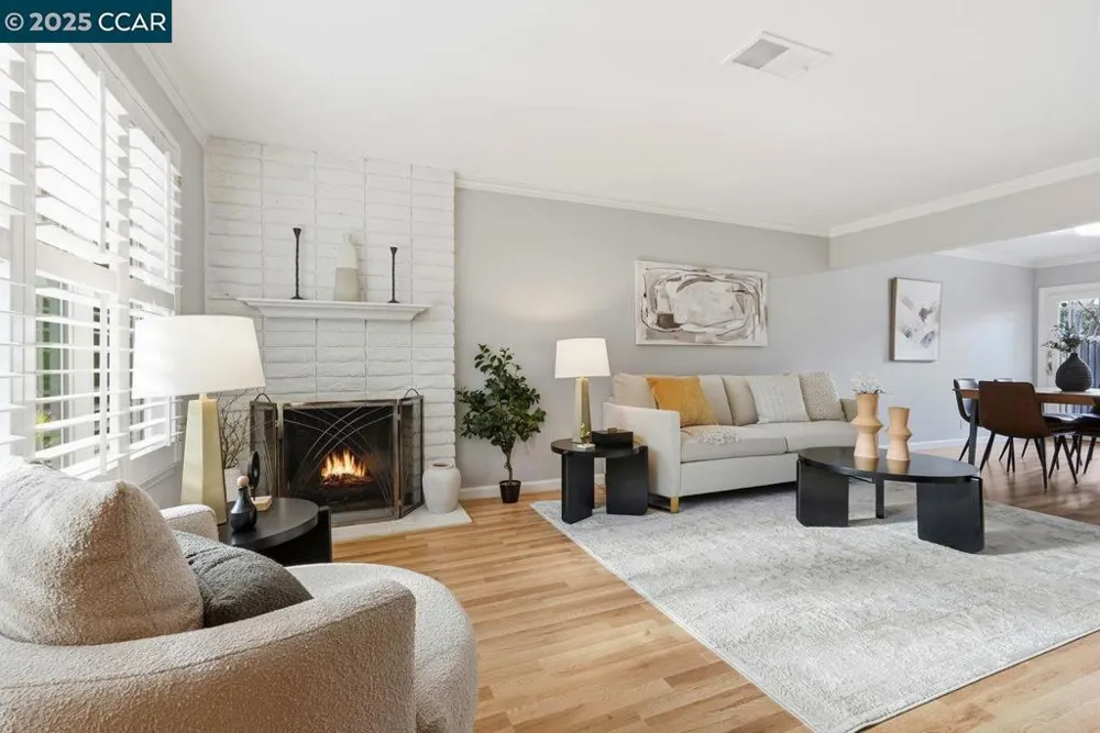 37 Miramonte Dr Moraga, CA 94556
