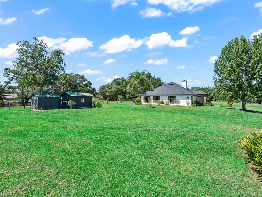 15600 SE 47TH AVENUE Summerfield, FL 34491