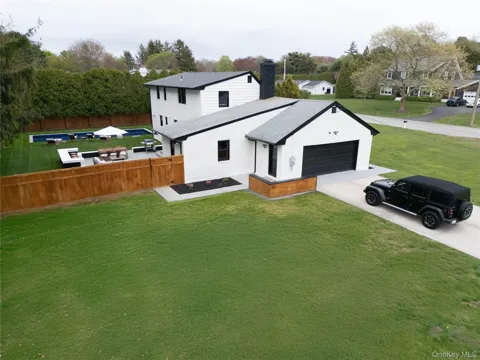 17 Underhill Drive