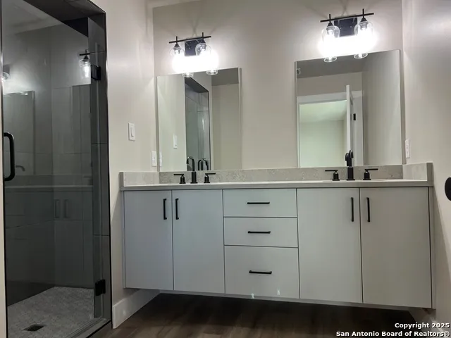 252 LEXINGTON PASS Canyon Lake, TX 78133