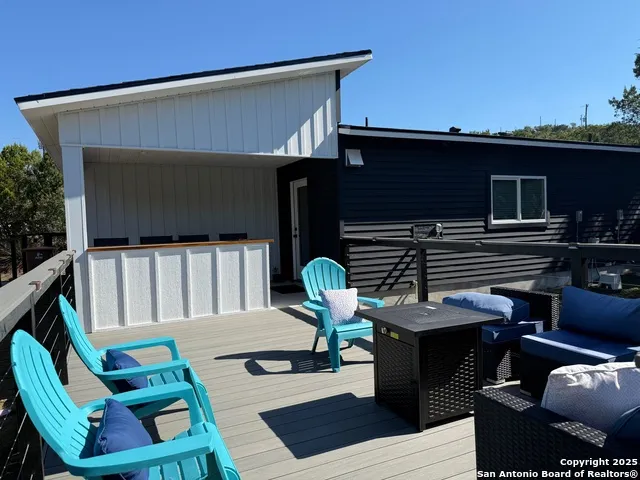 252 LEXINGTON PASS Canyon Lake, TX 78133
