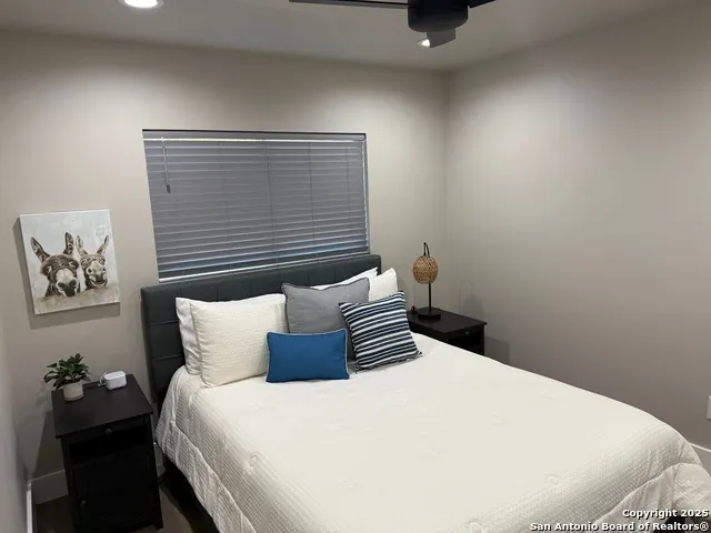 252 LEXINGTON PASS Canyon Lake, TX 78133