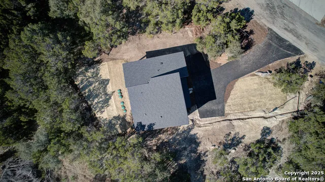 252 LEXINGTON PASS Canyon Lake, TX 78133