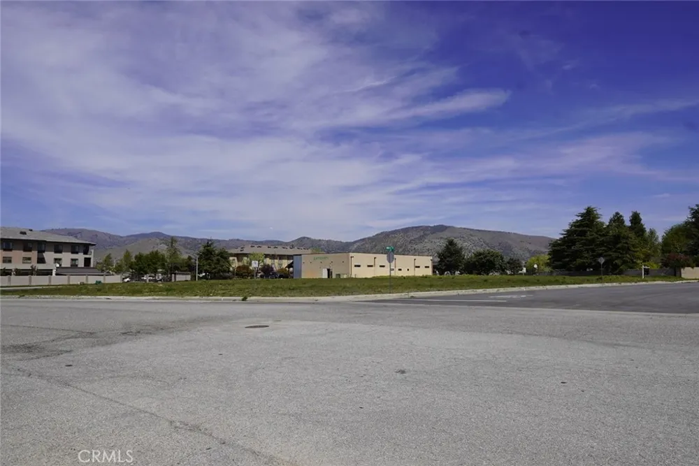 4 West E St Tehachapi, CA 93561