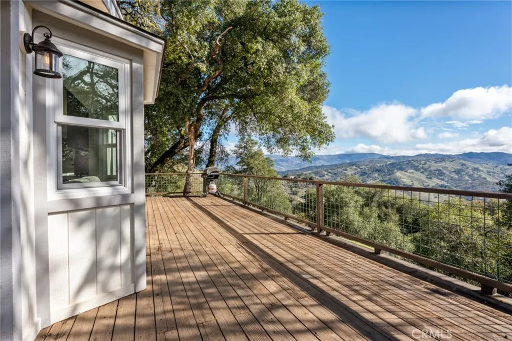 8500 Black Bart Redwood Valley, CA 95470