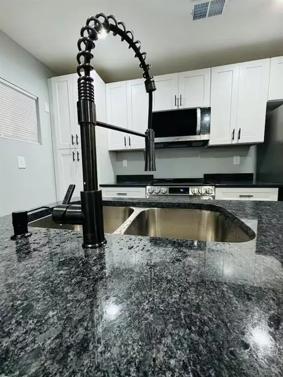 521 Granade Drive Forest Park, GA 30297