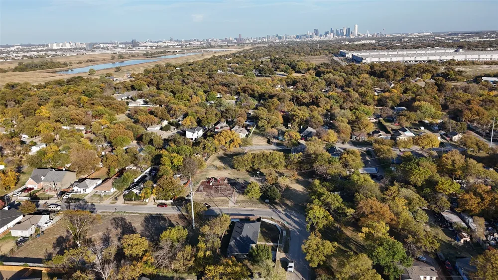 4009 Hammerly Drive Dallas, TX 75212