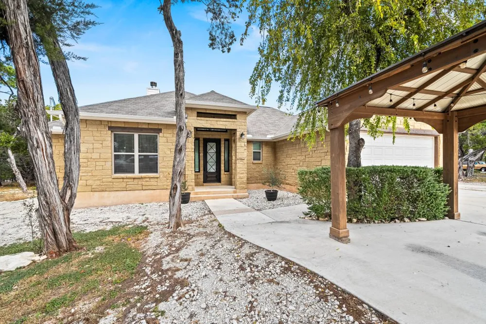 267 Eagle Rock Road Spring Branch, TX 78070