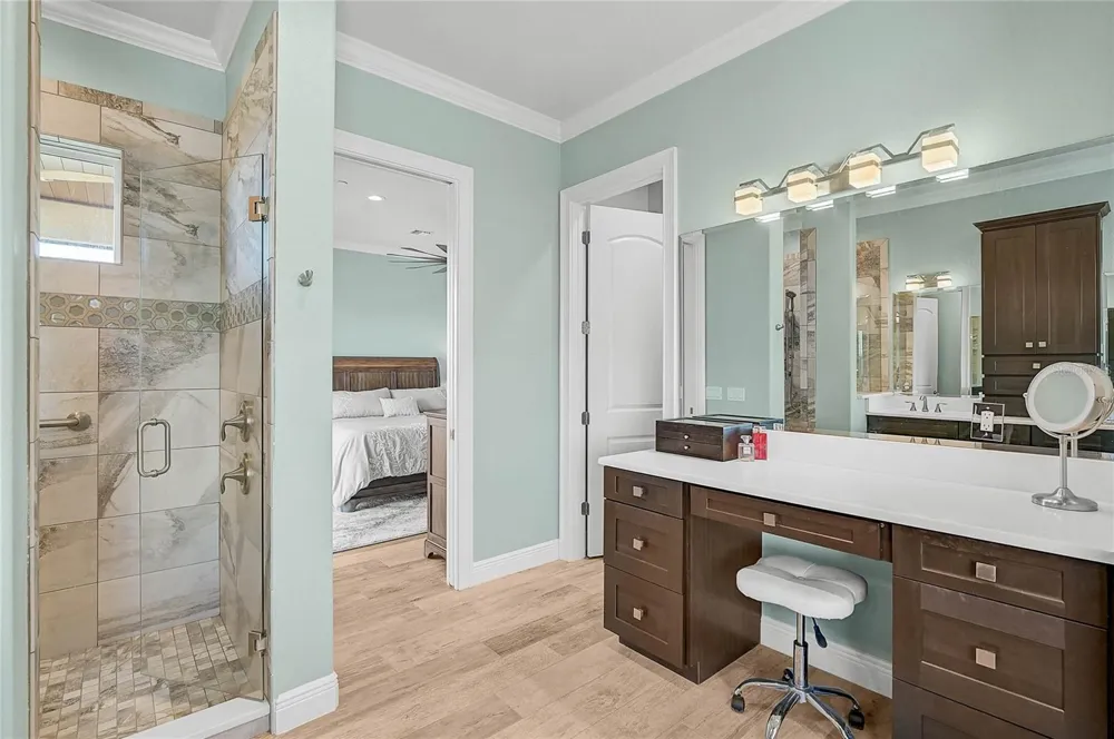 205 E VENICE AVENUE Venice, FL 34285