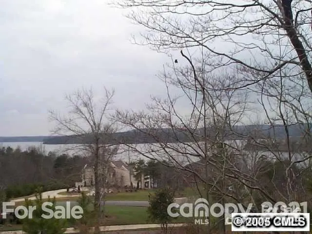 176 Mallard Drive Badin Lake, NC 28127
