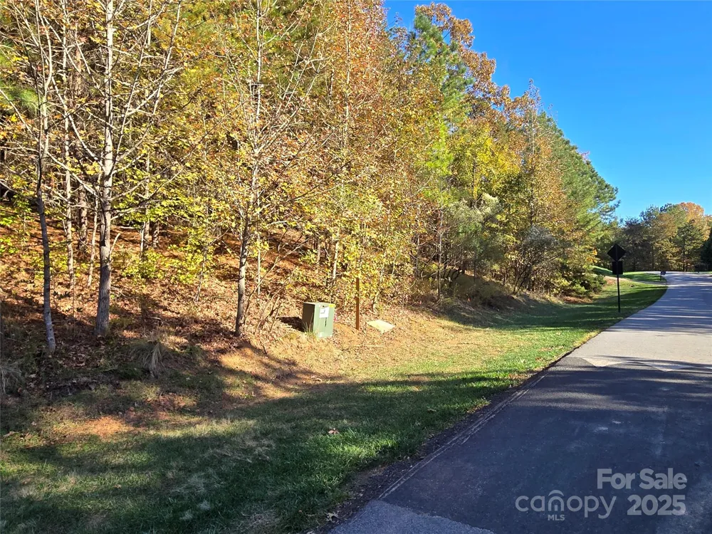176 Mallard Drive Badin Lake, NC 28127