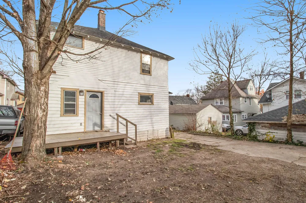 911 W Vine Street Kalamazoo, MI 49008