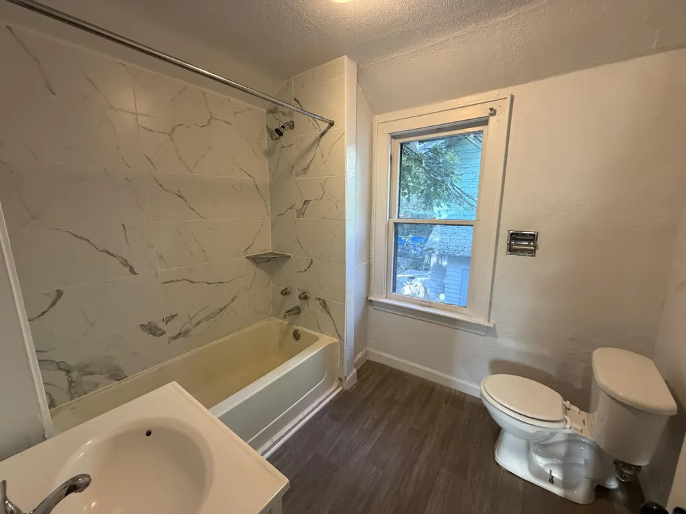 911 W Vine Street Kalamazoo, MI 49008
