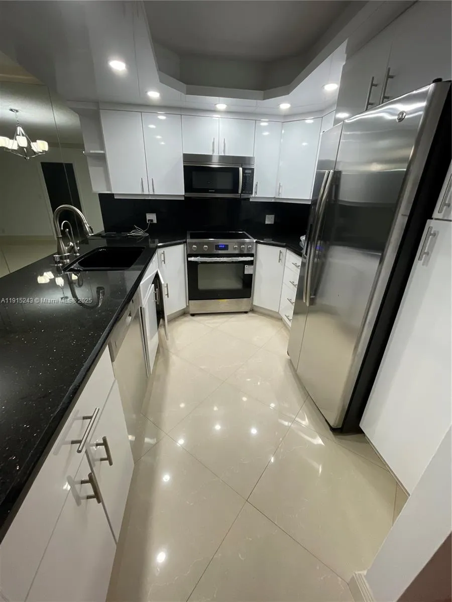 3800 S Ocean Dr #1823 Hollywood, FL 33019