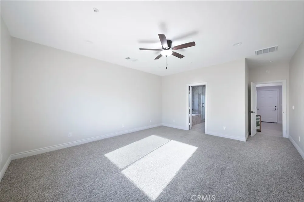21724 Darrow California City, CA 93505