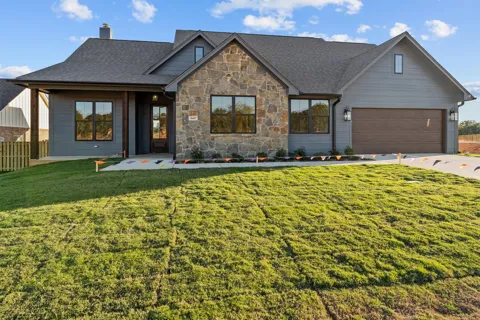 16421 Clearview Drive
