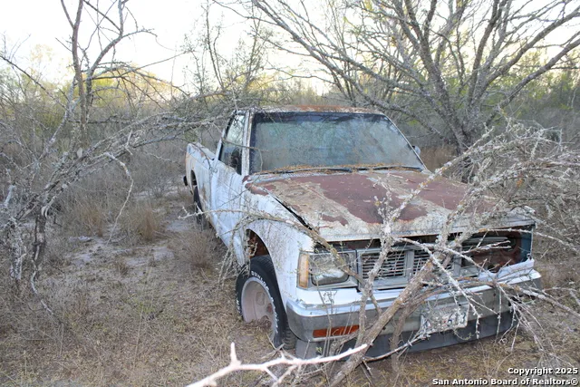 0000 County Road 339 Jourdanton, TX 78026