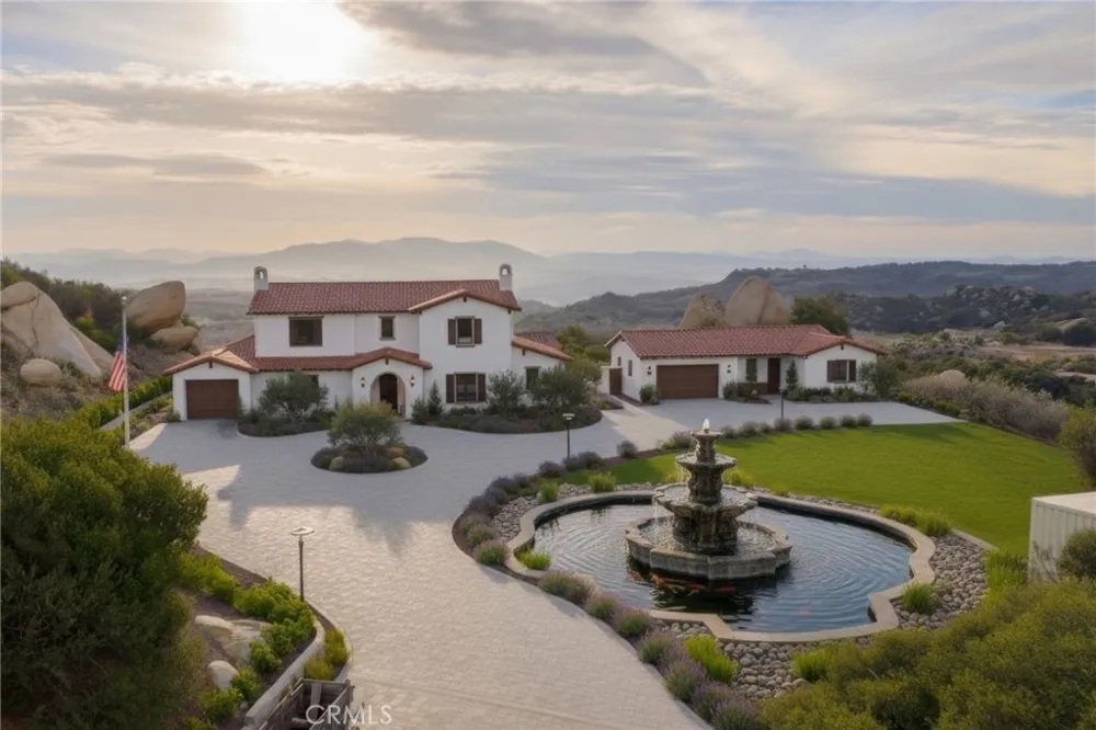 41612 Avenida De Encanto Murrieta, CA 92562