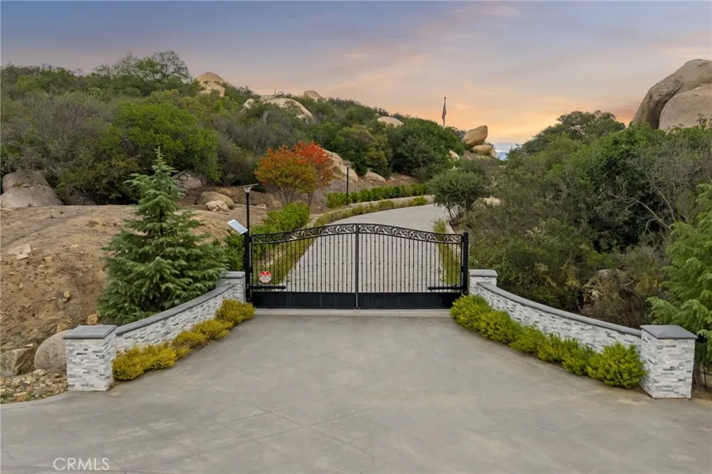 41612 Avenida De Encanto Murrieta, CA 92562