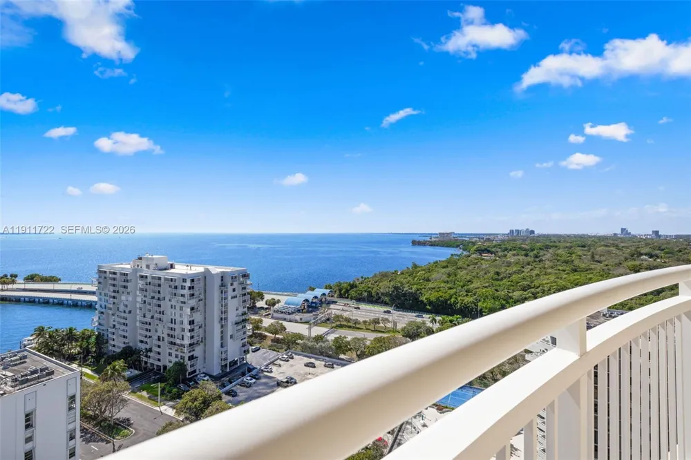 2475 Brickell Ave #1907 Miami, FL 33129