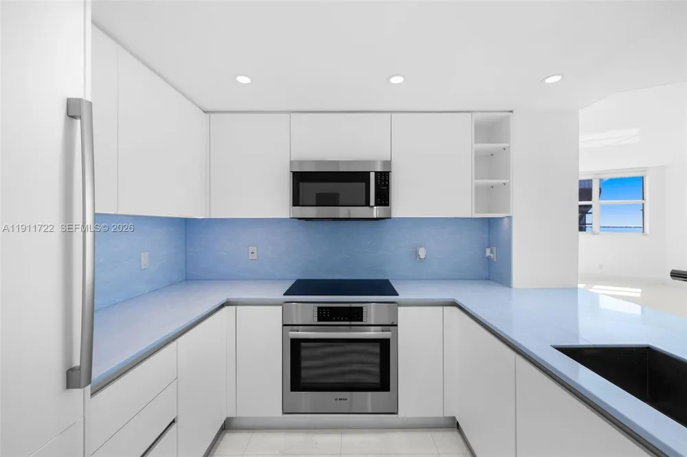2475 Brickell Ave #1907 Miami, FL 33129