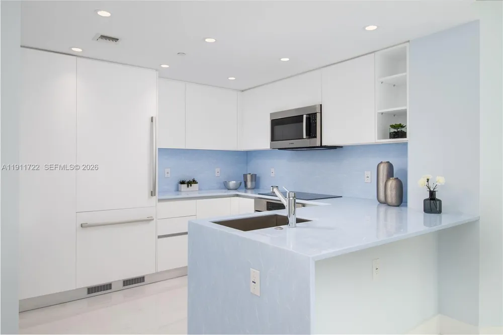 2475 Brickell Ave #1907 Miami, FL 33129