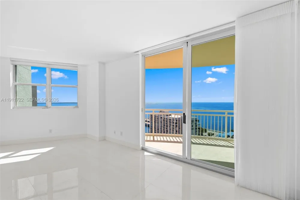 2475 Brickell Ave #1907 Miami, FL 33129