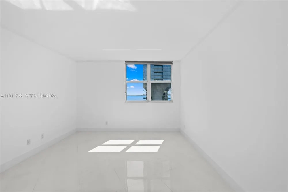 2475 Brickell Ave #1907 Miami, FL 33129